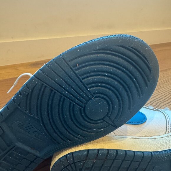 Air Jordan 1 Mid (White & Teal) size 6 Big Kids - Picture 5 of 8